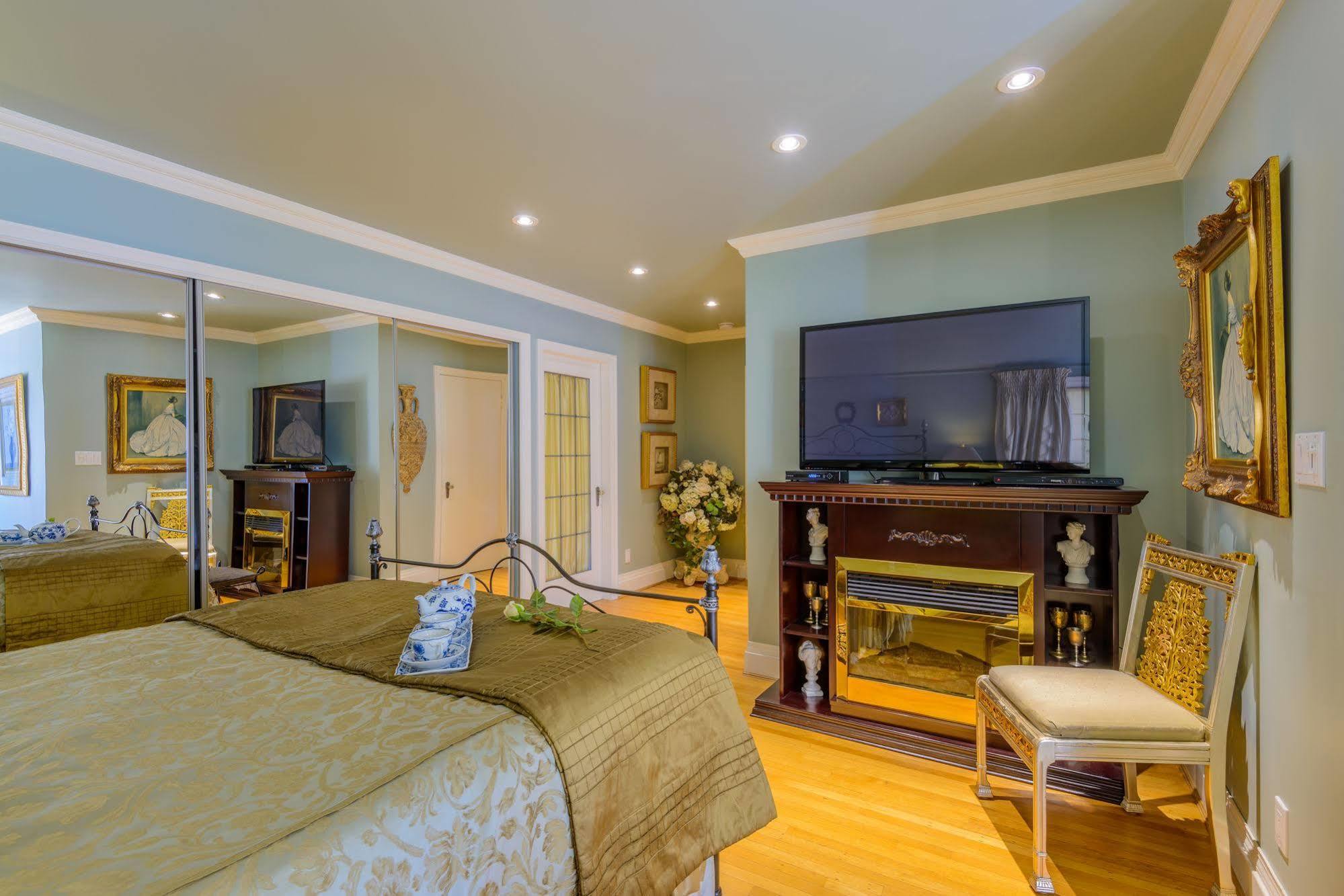 נורת וונקובר Crystal'S View Bed & Breakfast מראה חיצוני תמונה